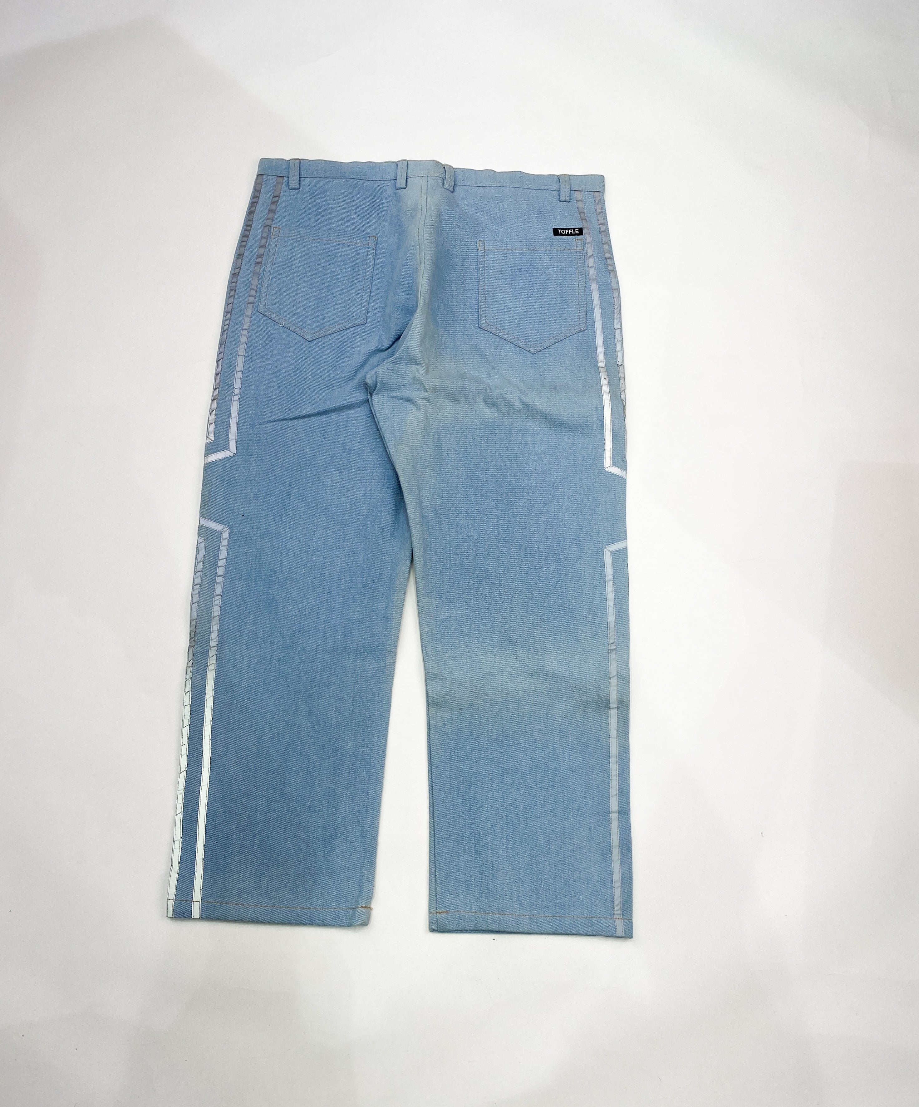 Athletic Jeans