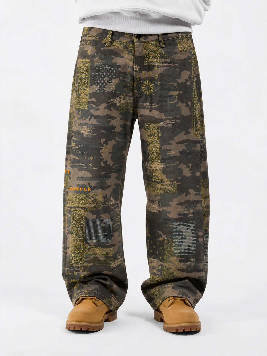 Camo-Paisley Jeans