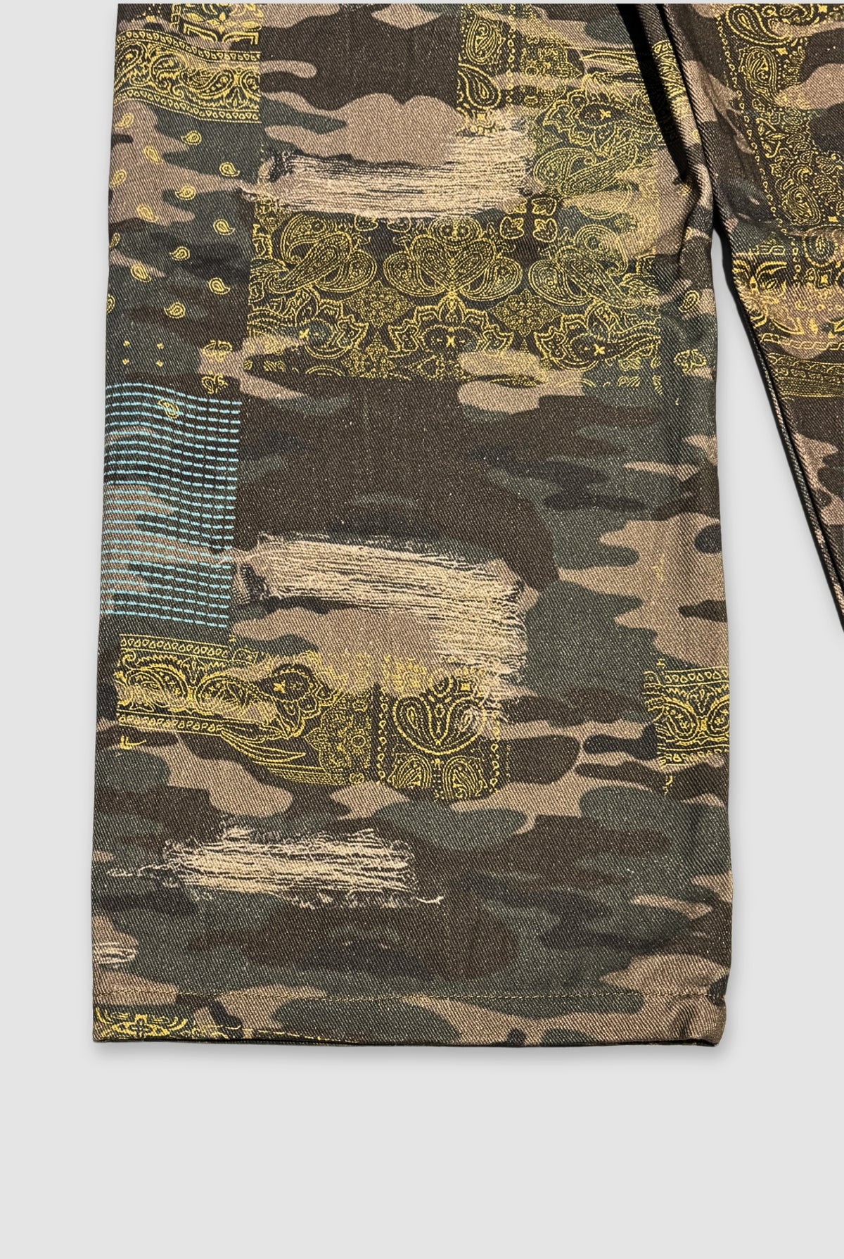 Camo-Paisley Jeans